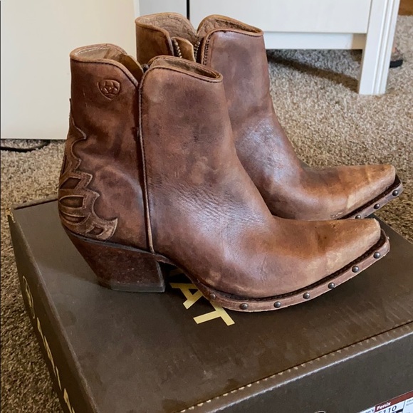 ariat fenix boot
